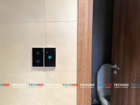 Công tắc thông minh 2 nút và Công tắc chống giật bình nóng lạnh Vconnex
