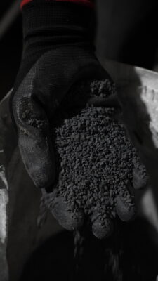 Than cacbon hoạt tính