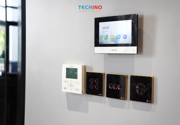 Techino SmartHome thi công công tắc thông minh Lumi và chuông hình HIKvision trong công trình biệt thự thông minh